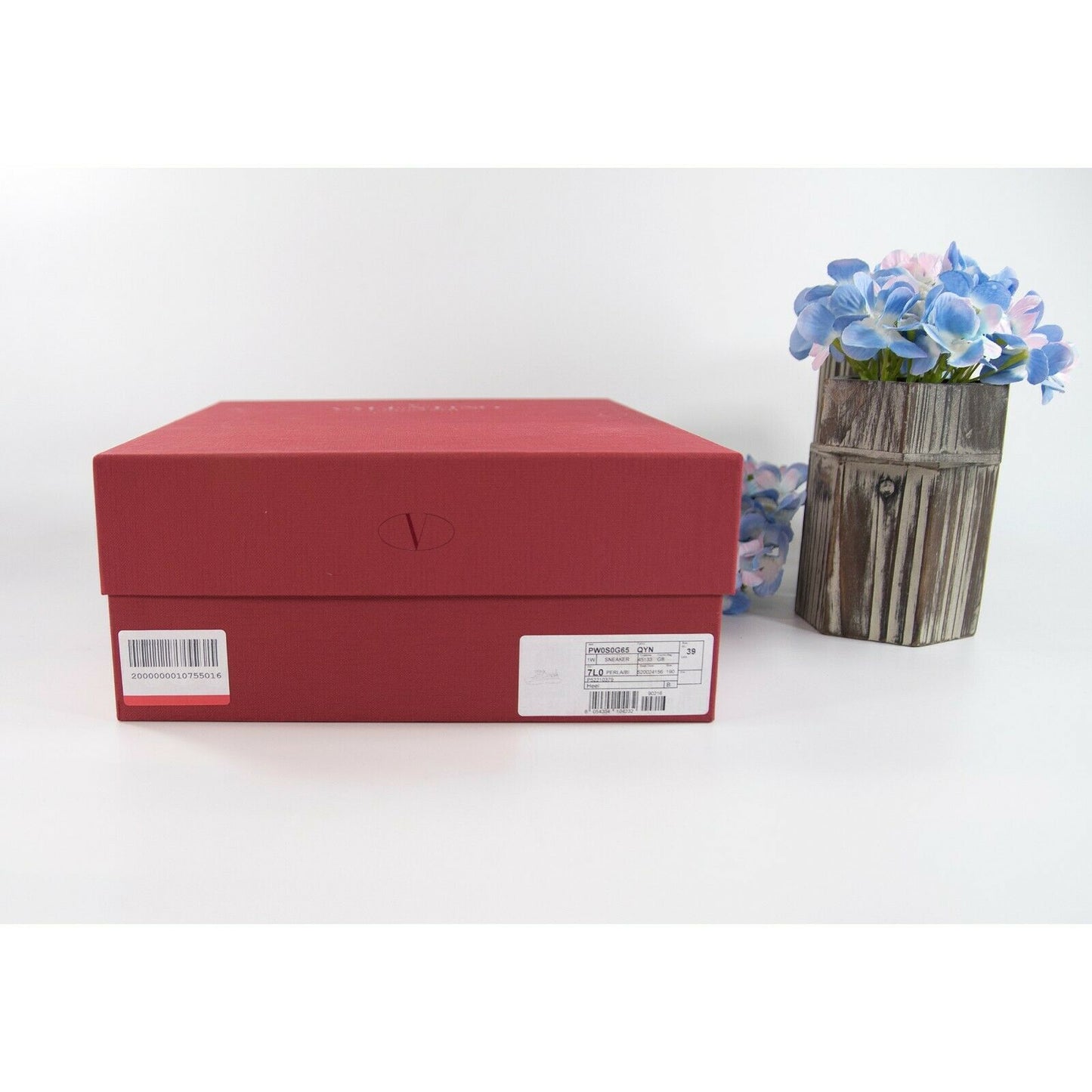 Valentino Garavani Leather Embellished Suede Athletic Sneakers 39 9 NIB