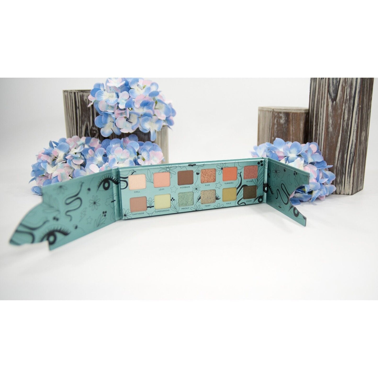 Urban Decay Wild Greens Metallic Glitter Pigment Eyeshadow Palette NWT