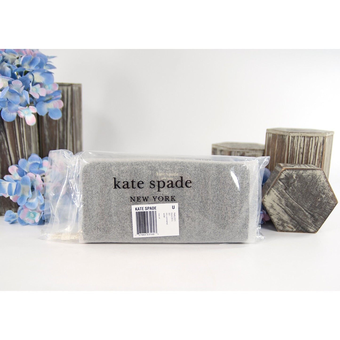 Kate Spade Black Leather Margaux Slim Zip Around Lacey Wallet NWT