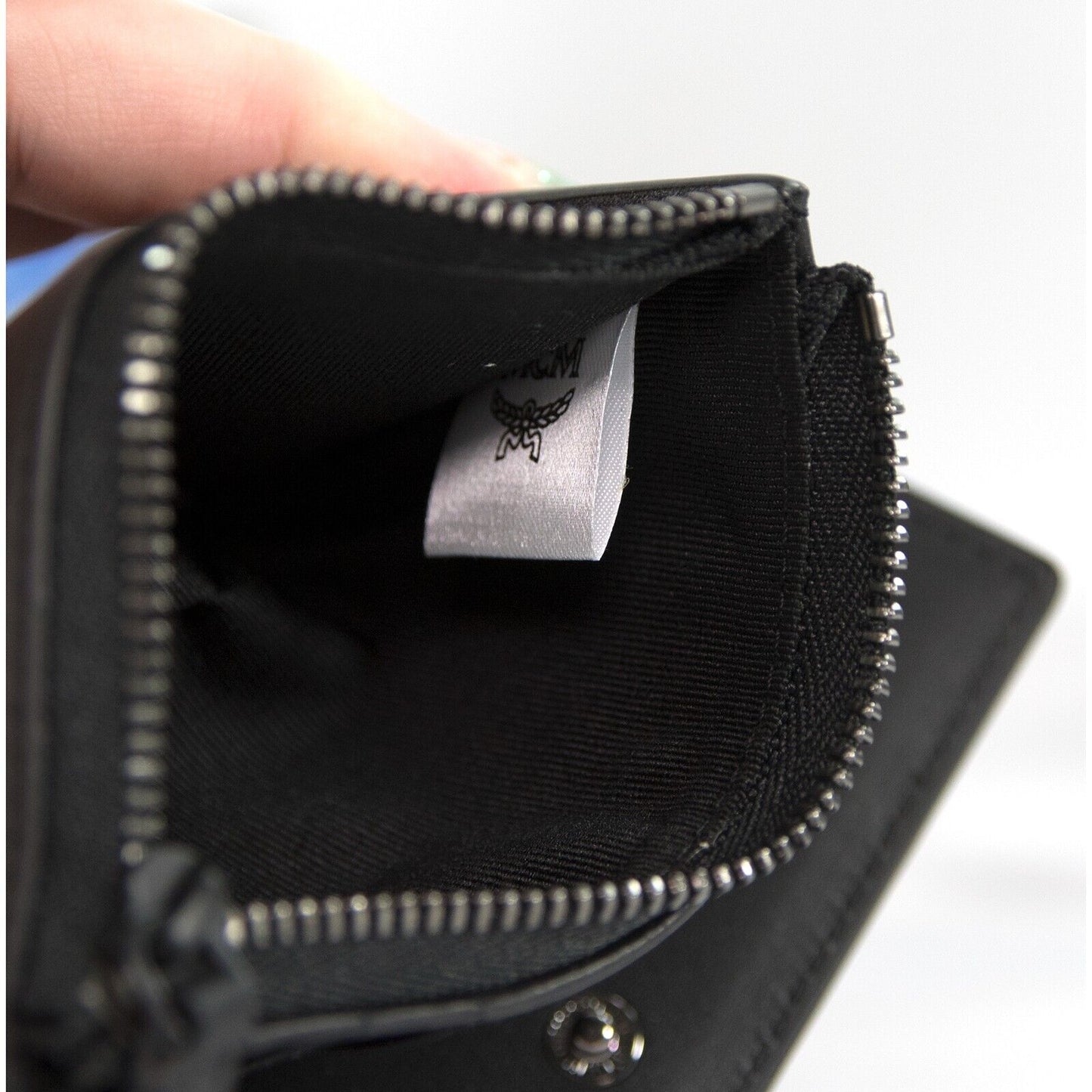 MCM Color Splash Black Dahlia Purple Leather Bifold Compact Wallet NWT