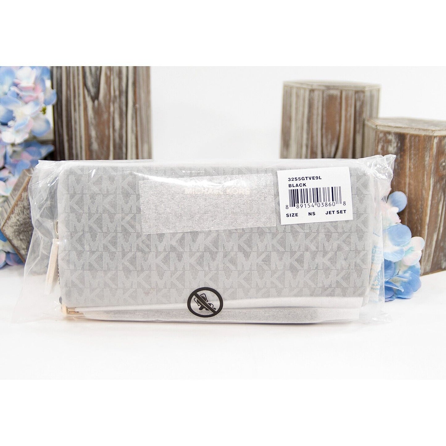 Michael Kors Black Leather Zip Around Travel Wallet NWT