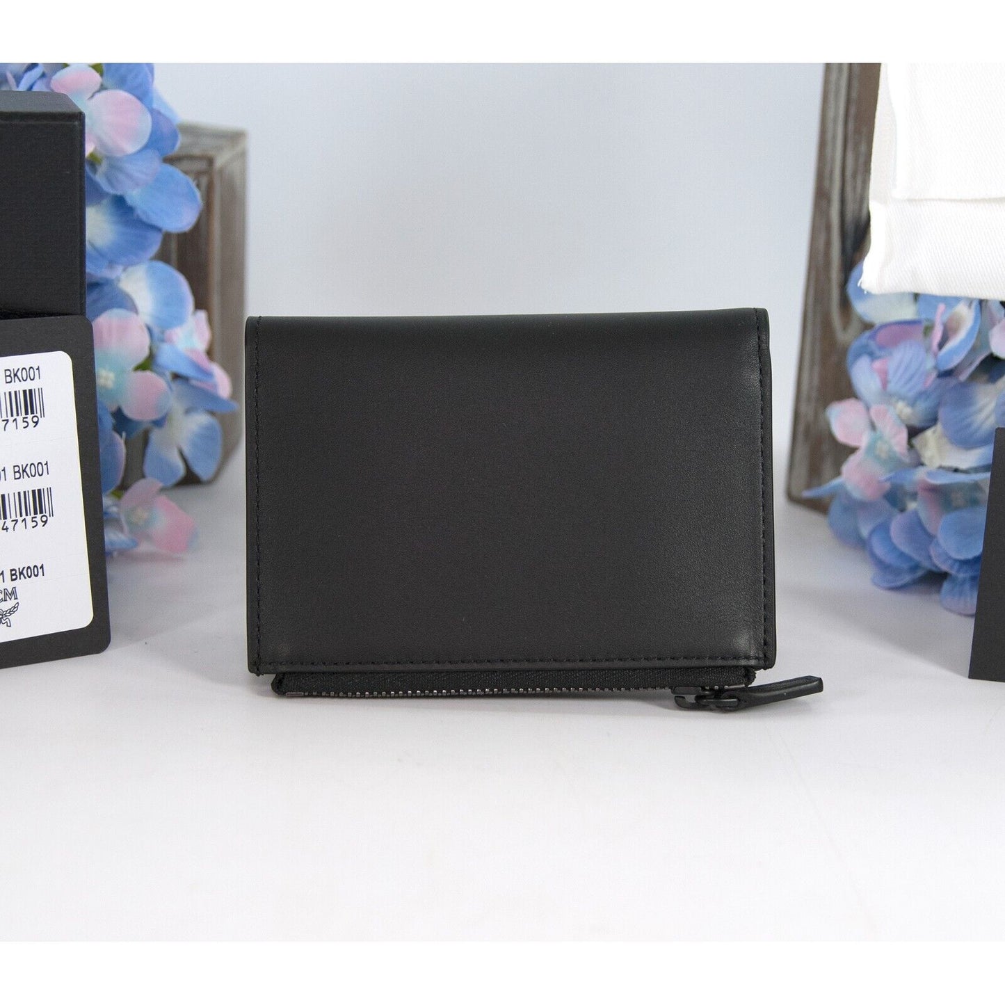 MCM Color Splash Black Dahlia Purple Leather Bifold Compact Wallet NWT