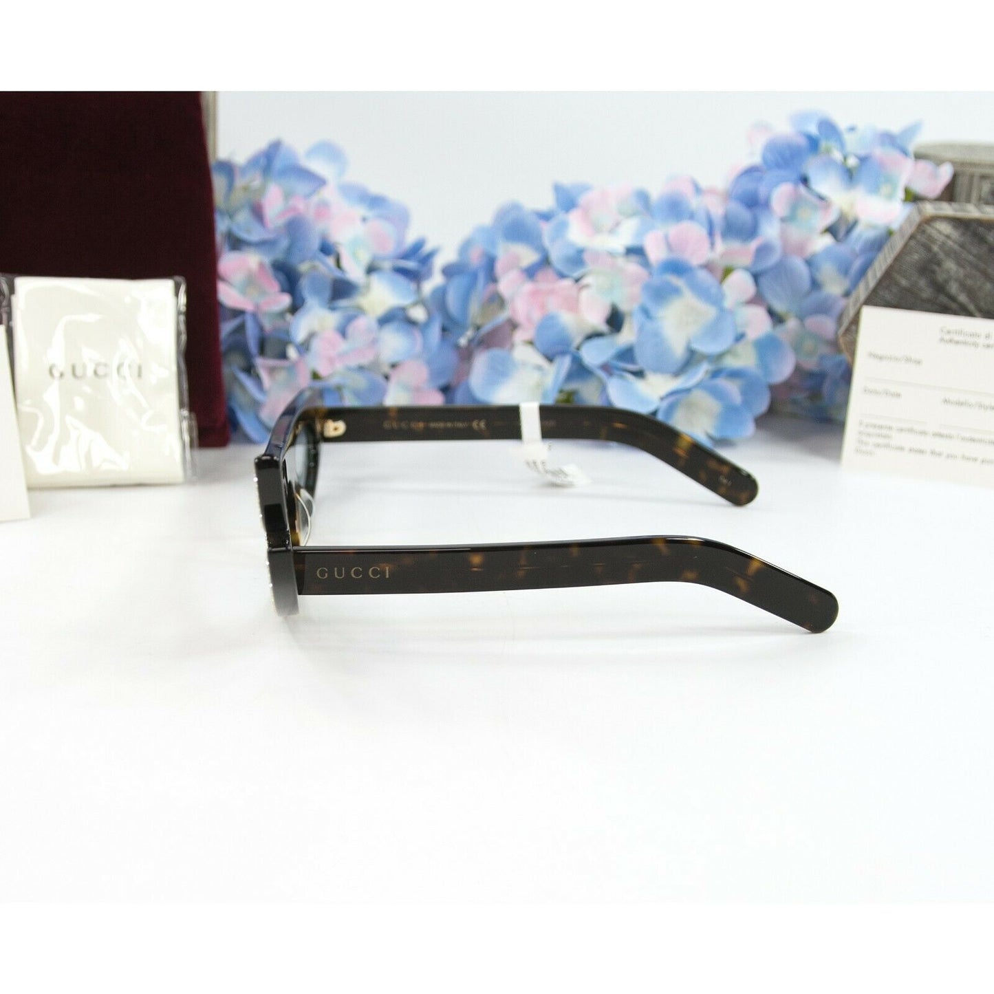 Gucci Crystal Hollywood Forever Oversize Cat Eye Sunglasses NWT $1100 GG0240S