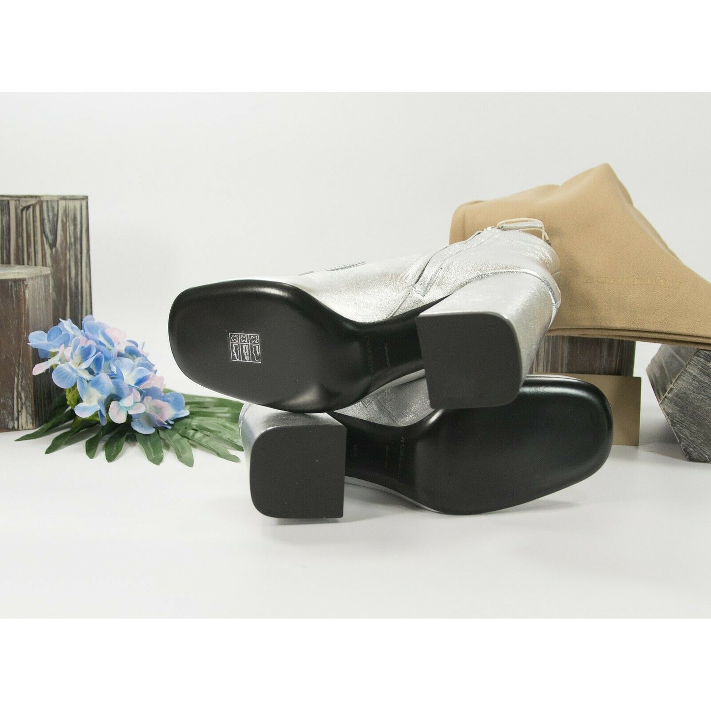 Burberry Metallic Silver Leather Brabant Zip Ankle Booties Boots Size 39.5