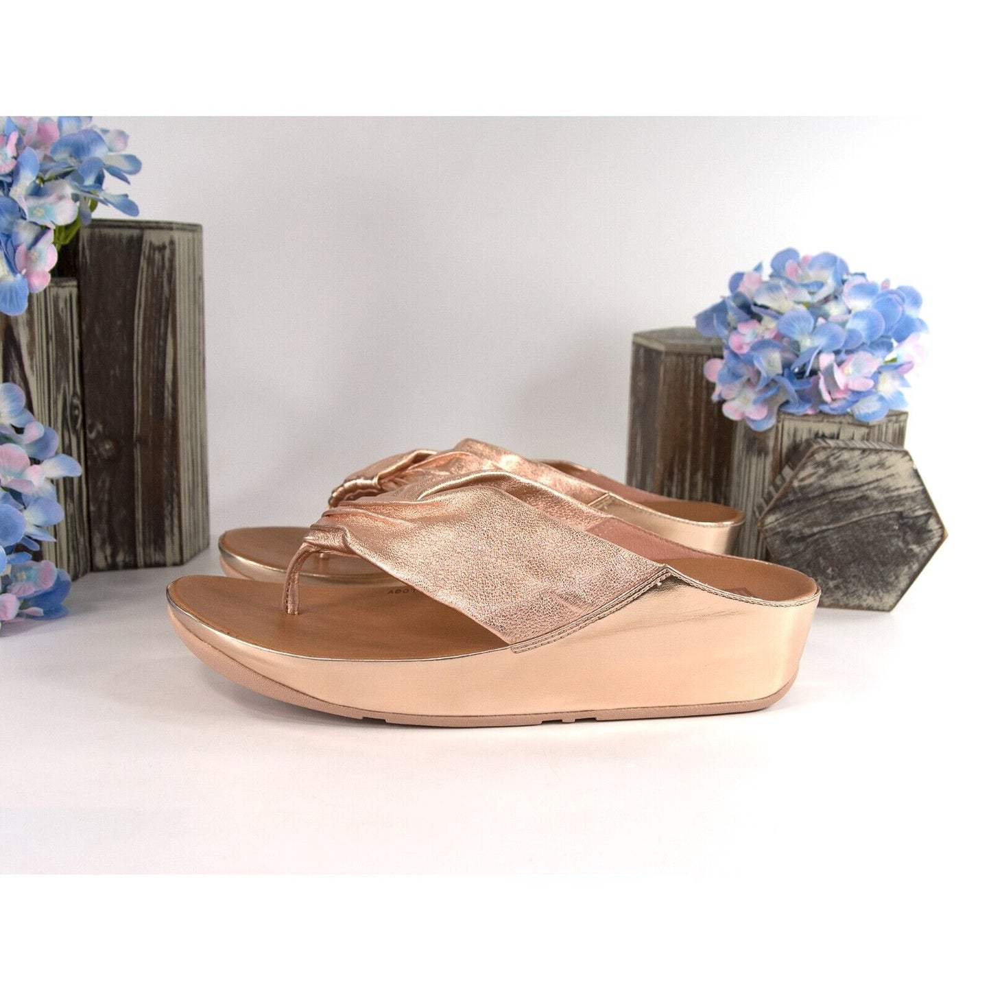 FitFlop Twiss Rose Gold Leather Slides Mule Wedge Sandals Size 39 NIB