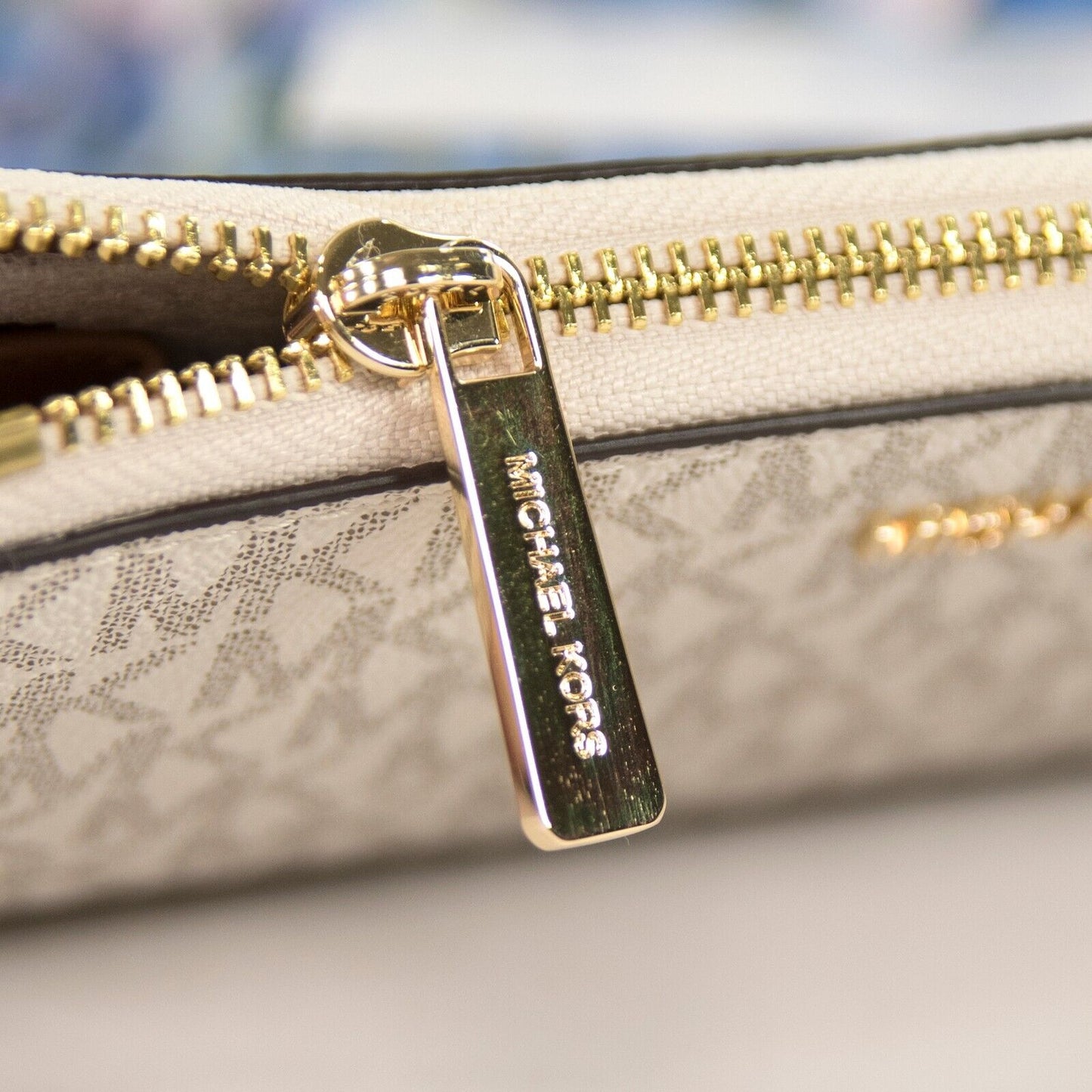 Michael Kors Vanilla Monogram Acorn Leather 3/4 Zip Around Lacey Wallet NWT