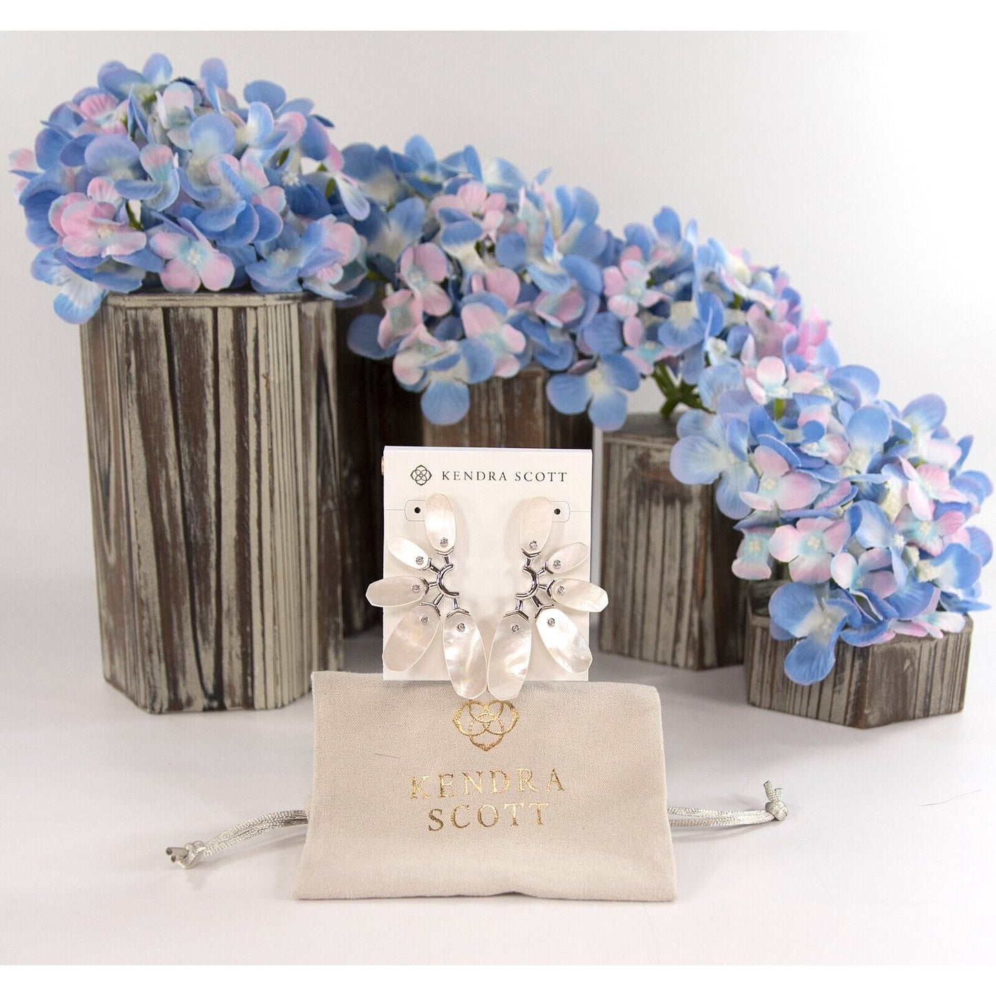 Kendra Scott Ashlyn Ivory Mother of Pearl Rhodium Large Statement Earrings NWT