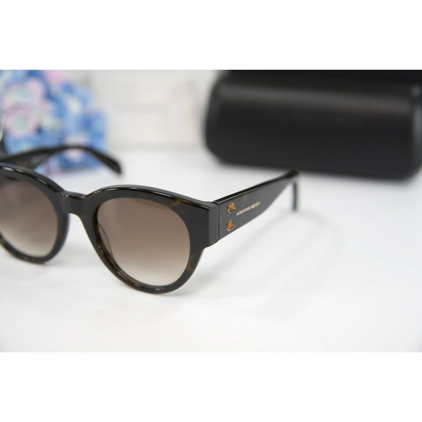 Alexander McQueen Tortoise Logo Cat Eye Studded Acrylic Sunglasses NWT Case