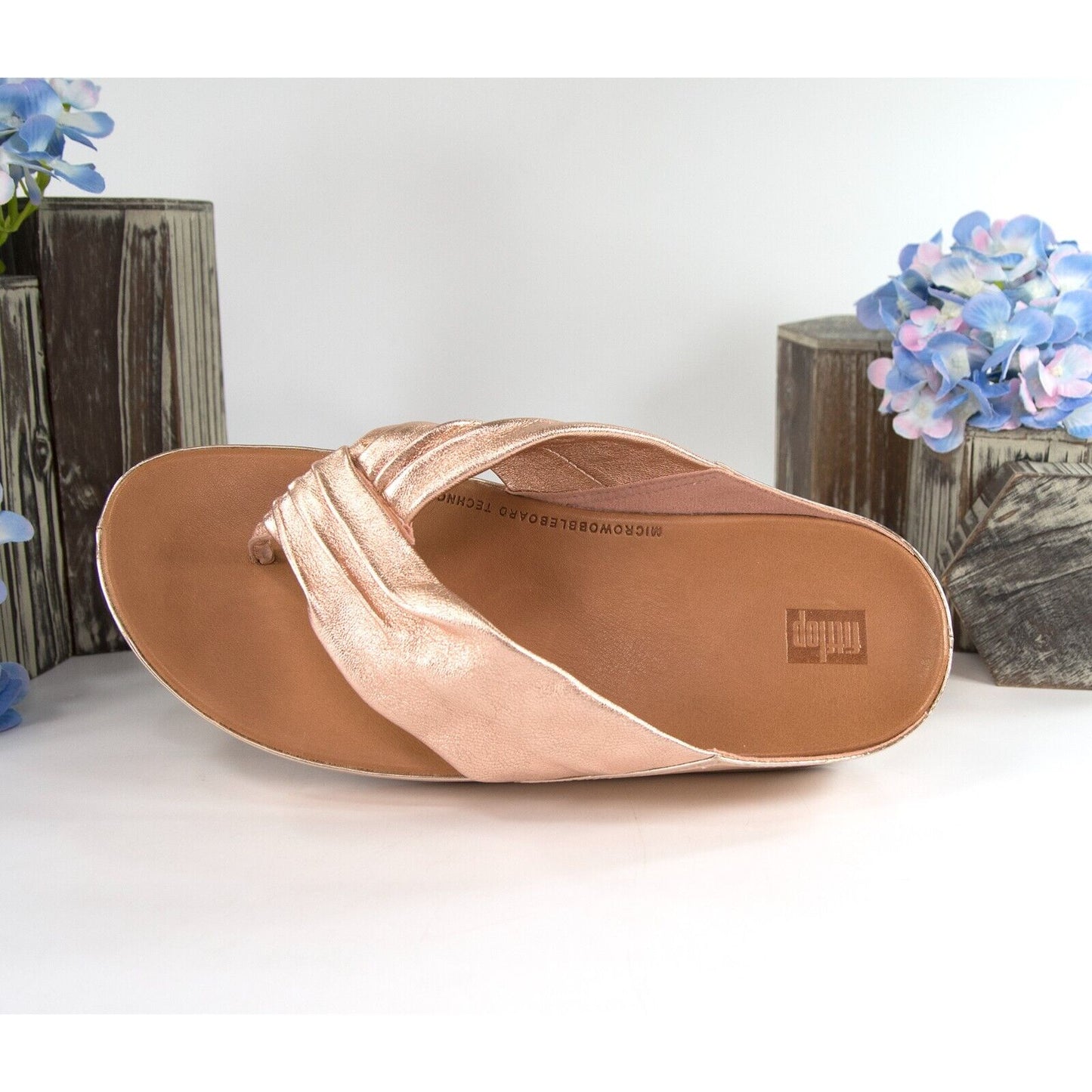 FitFlop Twiss Rose Gold Leather Slides Mule Wedge Sandals Size 39 NIB