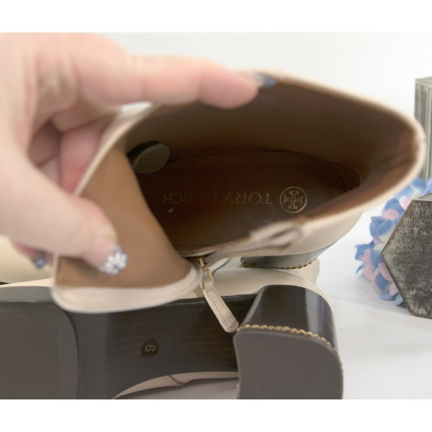 Tory Burch Ruby 90MM Dulce Du Leche Smooth Leather Bootie Boots 9 NIB