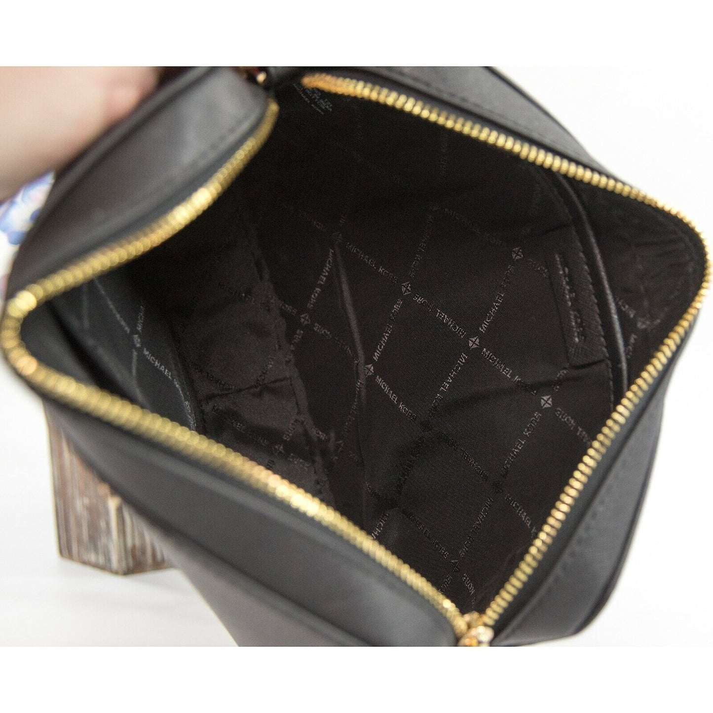 Michael Kors Jet Set Black Leather Large East West Crossbody Bag NWT