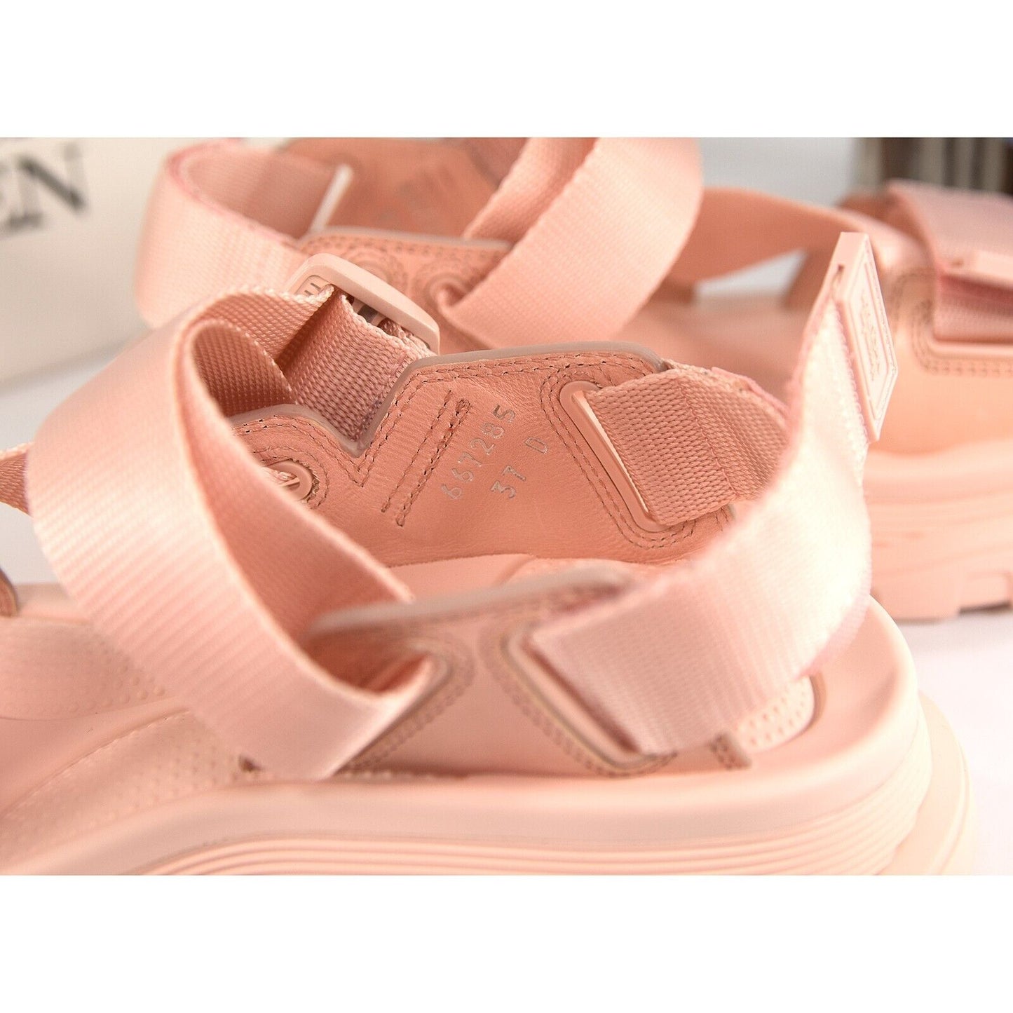 Alexander McQueen Shell Peach Hybrid Tech Leather Webbing Sandals 37 NIB