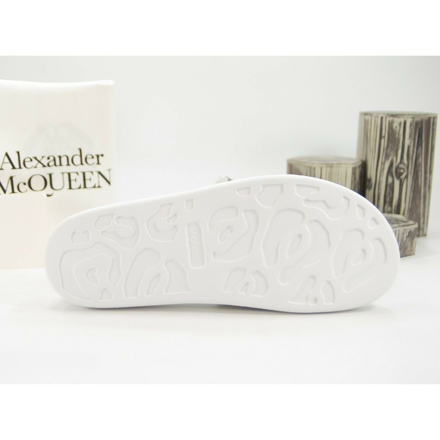 Alexander McQueen Mens White Heart Logo Leather Rubber Pool Slides 45 12 NIB
