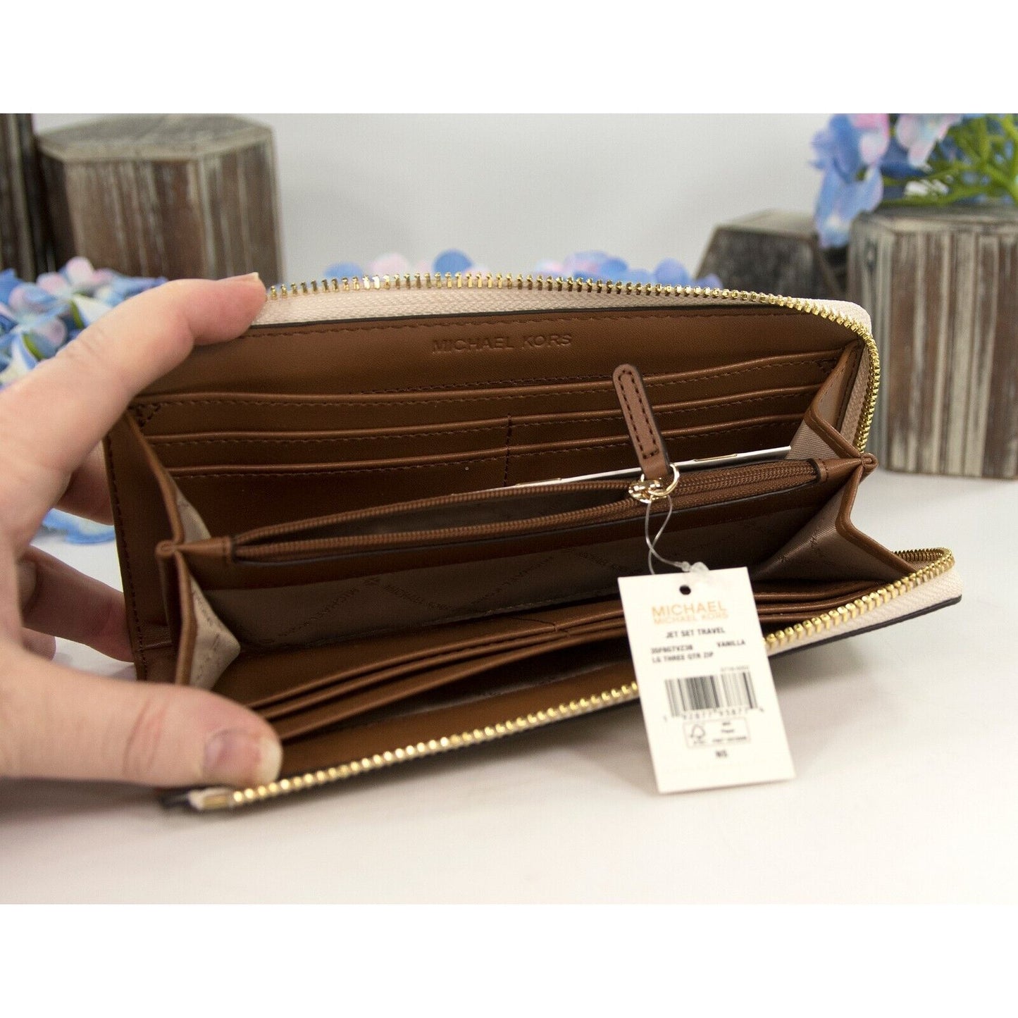 Michael Kors Vanilla Monogram Acorn Leather 3/4 Zip Around Lacey Wallet NWT