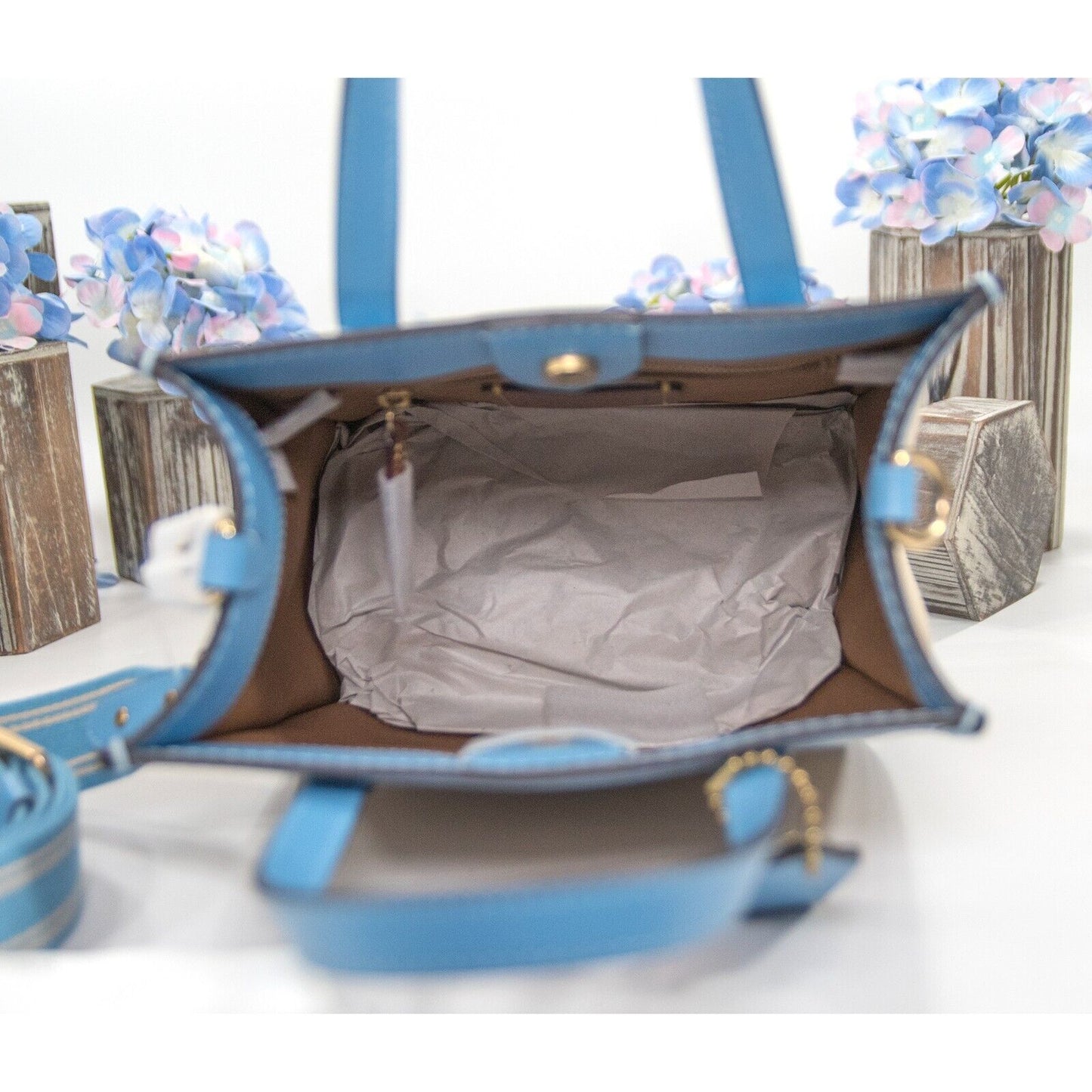 Coach Pool Leather Natural Canvas Field Tote 22 Bag NWT CH740