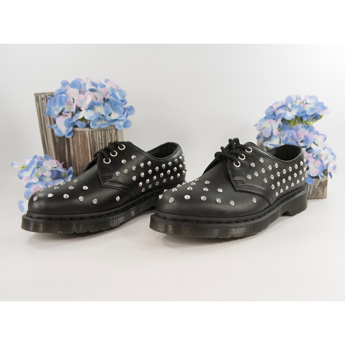 Dr. Martens Black Studded Leather Wanama 1461Oxford Lace Up Shoes Size 7 NIB