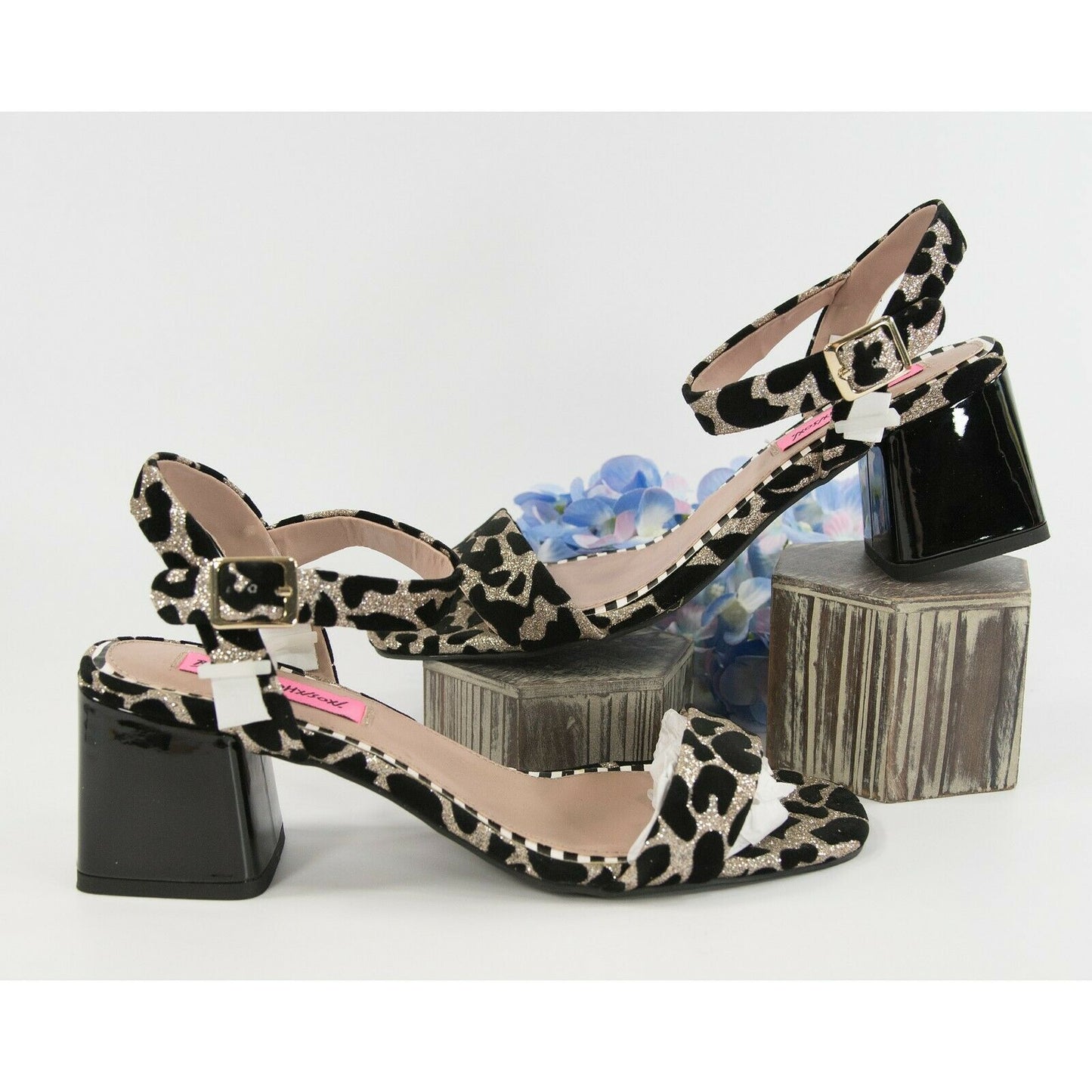 Betsey Johnson Deena Gold Leopard Ankle Strap Chunky Block Heels 7.5 NIB