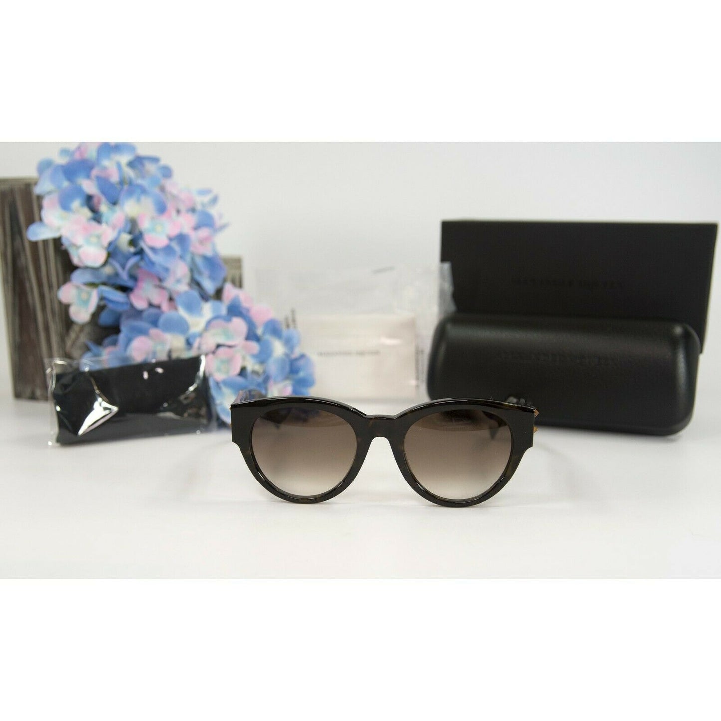 Alexander McQueen Tortoise Logo Cat Eye Studded Acrylic Sunglasses NWT Case